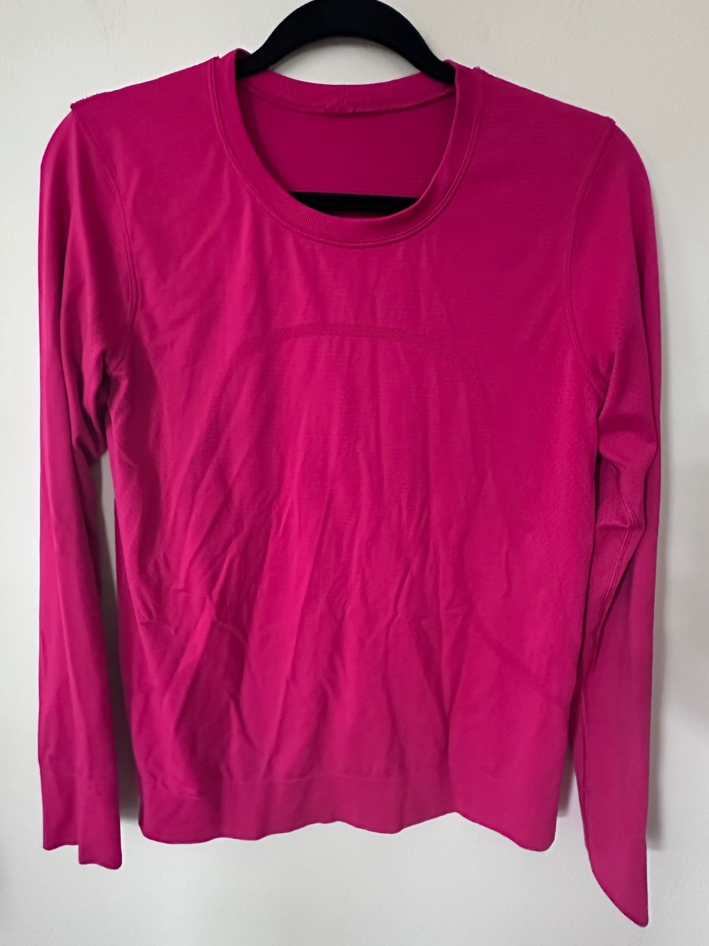 Lululemon Swiftly Relaxed long sleeve Passionate hot pink size 8